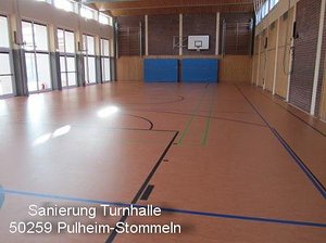 Pullheim, Turnhalle